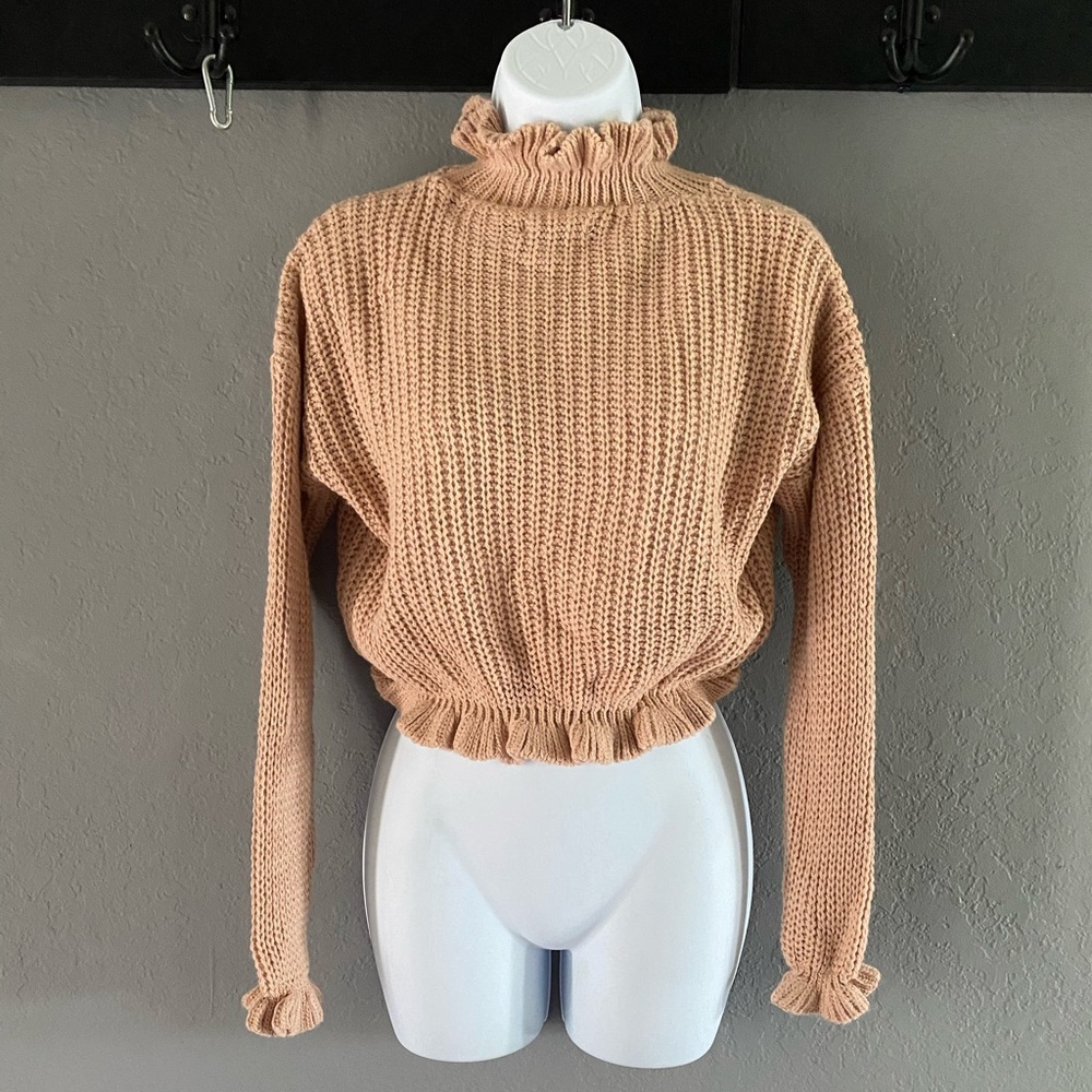 Boohoo Peach cropped turtles neck sweater